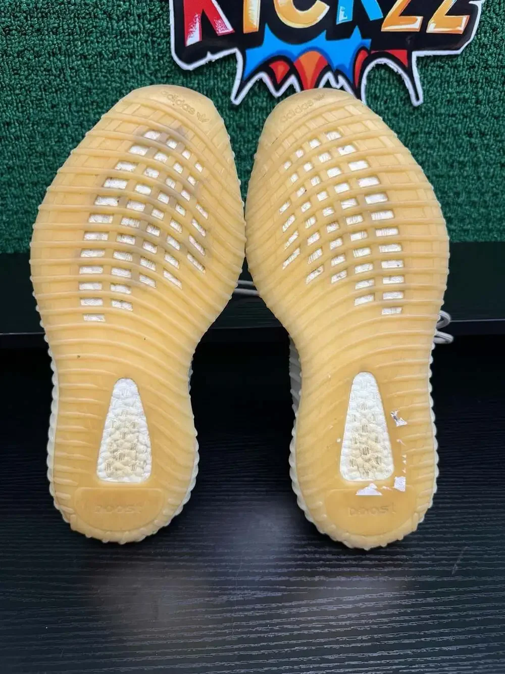 Adidas Yeezy Boost 350 V2 Zyon Men’s Size 10.5 Pre-Owned